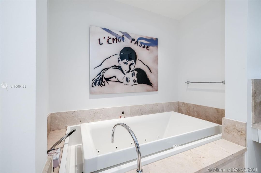 最近租的: $30,000 (3 贝兹, 3 浴室, 2643 平方英尺)