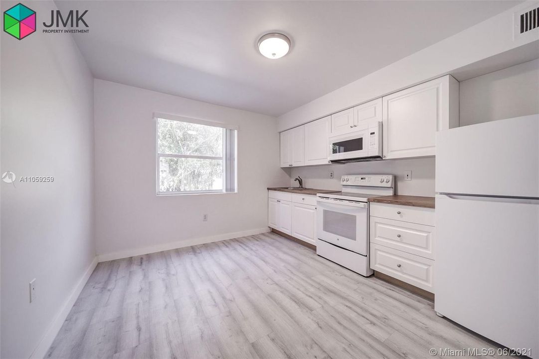 Recently Rented: $1,495 (2 beds, 1 baths, 850 Square Feet)