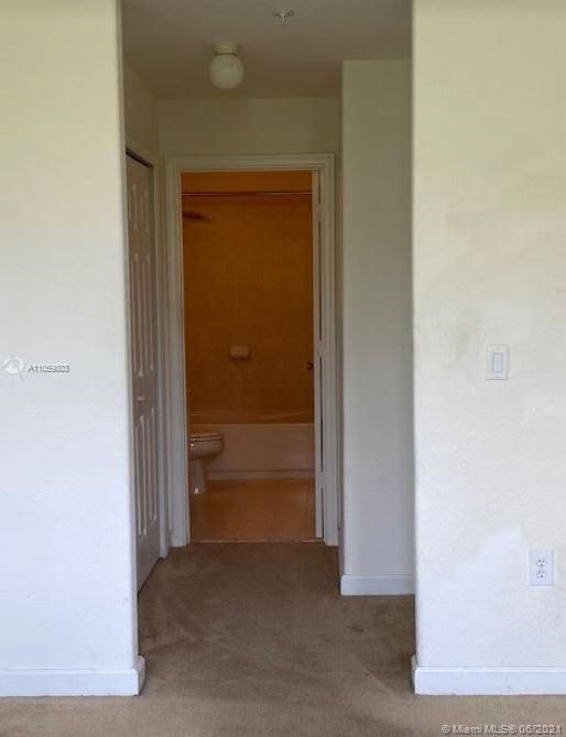 Recently Sold: $210,000 (3 beds, 3 baths, 1815 Square Feet)