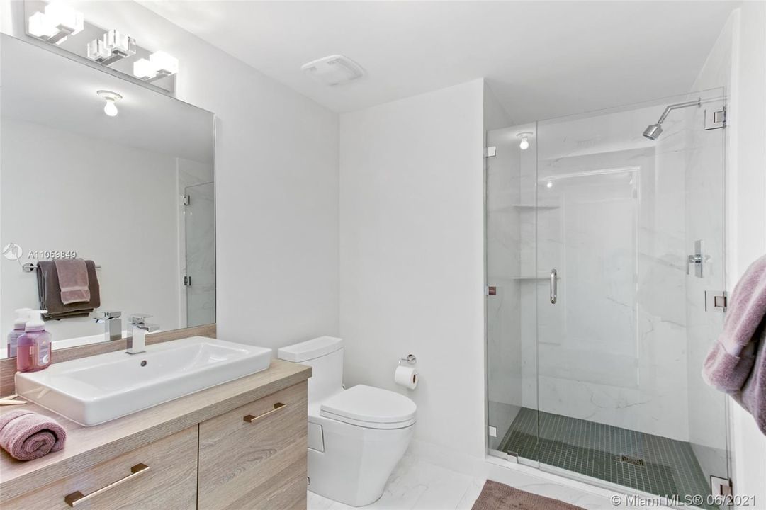 最近租的: $6,000 (3 贝兹, 3 浴室, 1710 平方英尺)