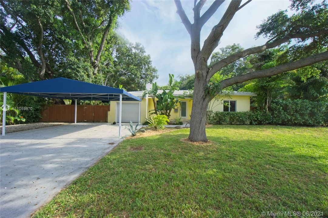 Recently Sold: $554,000 (3 beds, 2 baths, 1326 Square Feet)