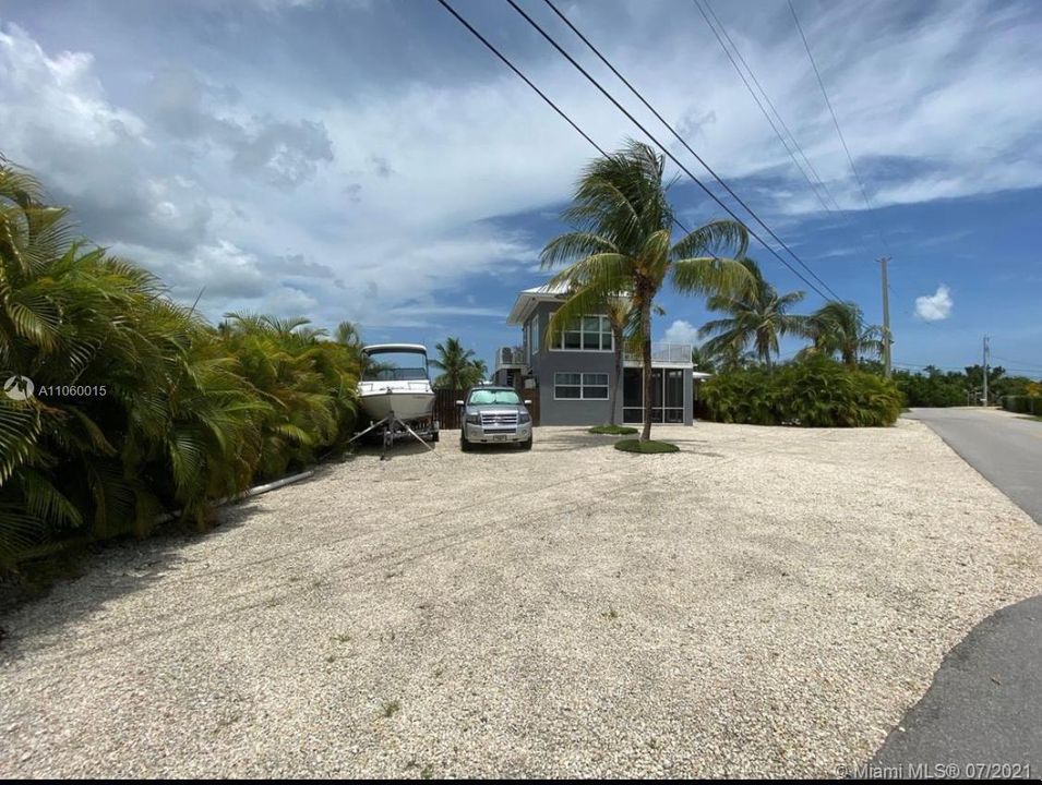 最近租的: $4,200 (3 贝兹, 3 浴室, 1611 平方英尺)