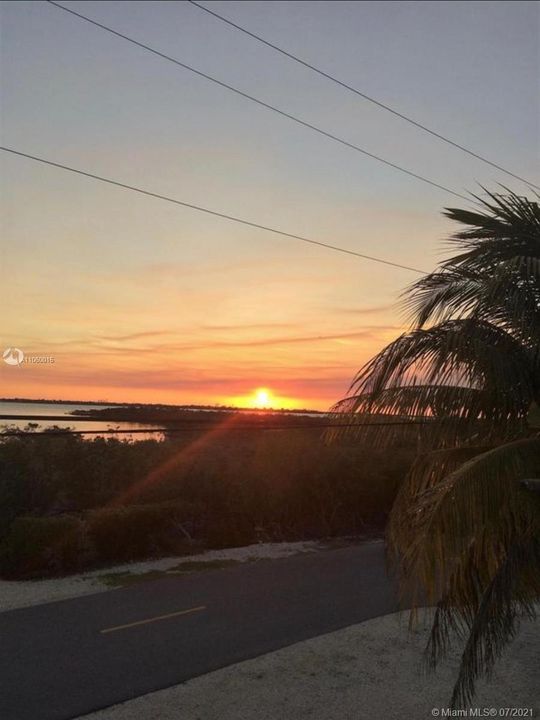 最近租的: $4,200 (3 贝兹, 3 浴室, 1611 平方英尺)