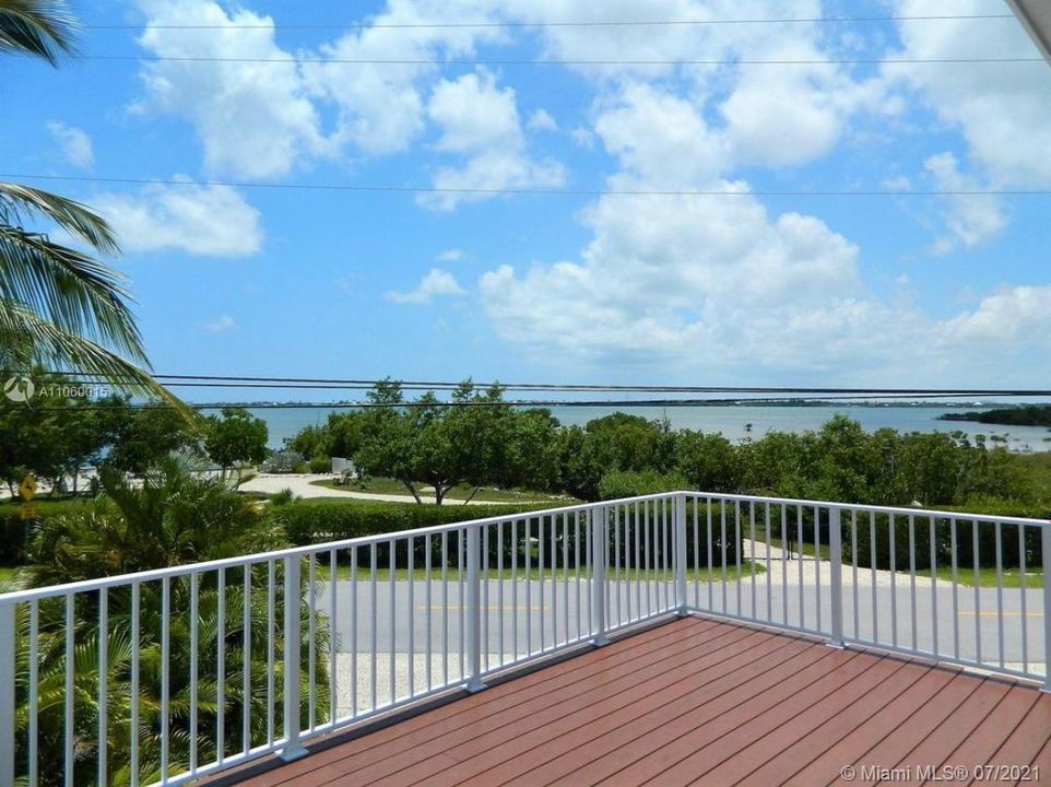 最近租的: $4,200 (3 贝兹, 3 浴室, 1611 平方英尺)