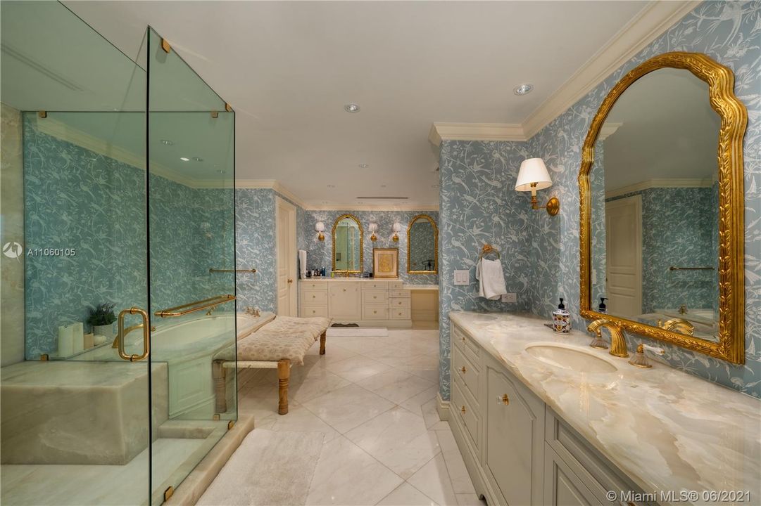 最近租的: $18,000 (3 贝兹, 5 浴室, 3950 平方英尺)