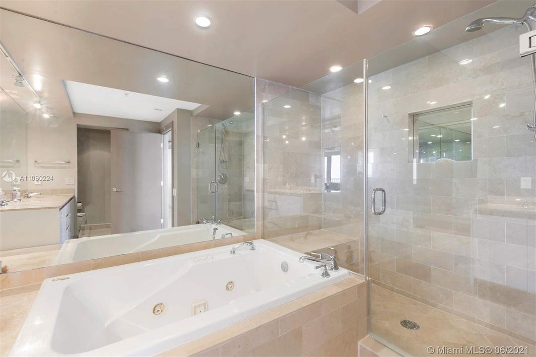 Недавно продано: $2,995,000 (3 спален, 3 ванн, 2320 Квадратных фут)