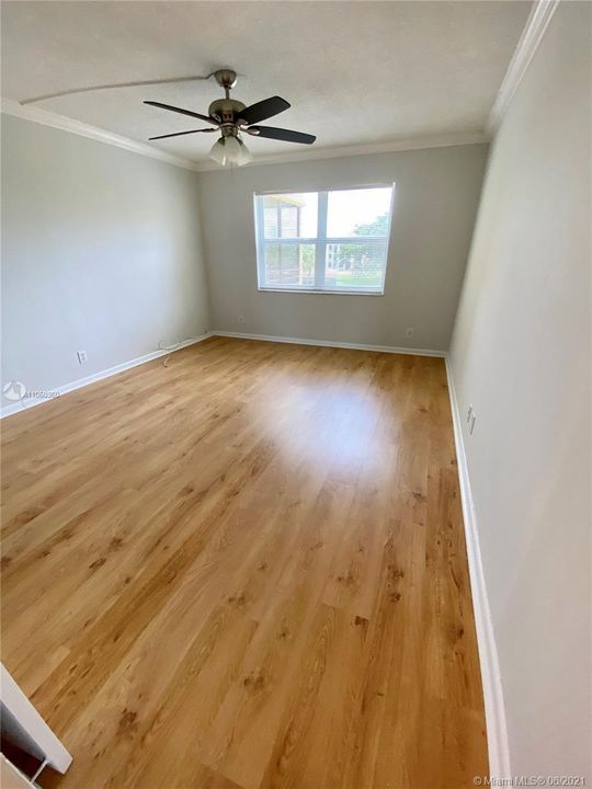 Recently Rented: $1,220 (1 beds, 1 baths, 688 Square Feet)