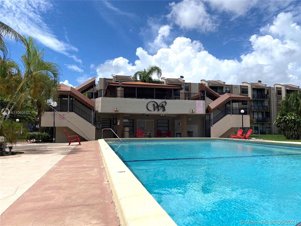 Recently Rented: $1,450 (2 beds, 1 baths, 760 Square Feet)