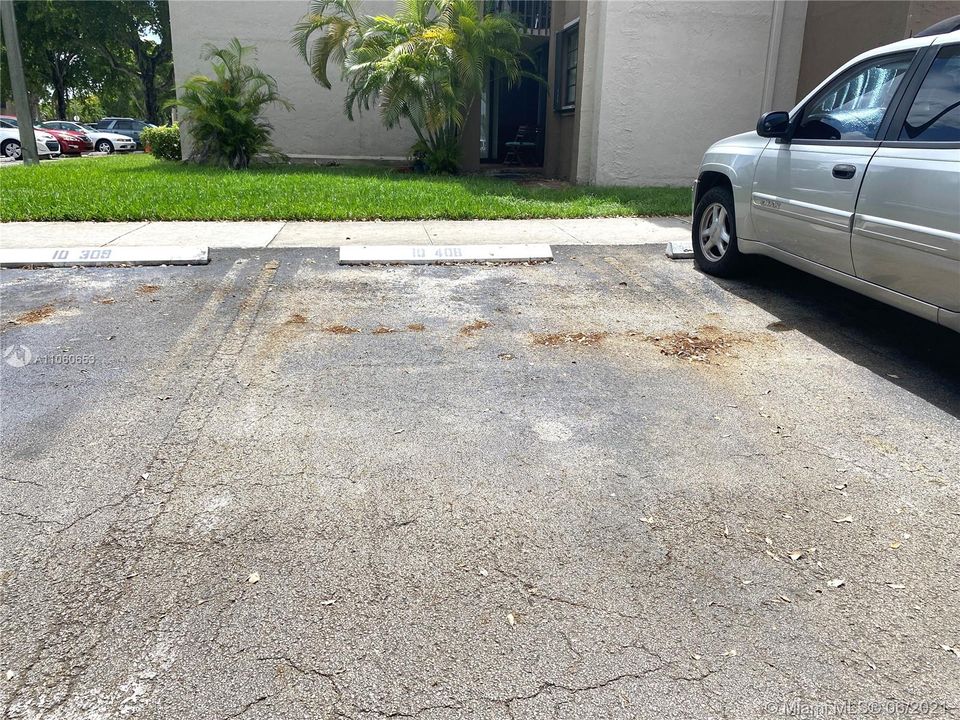 Recently Rented: $1,450 (2 beds, 1 baths, 760 Square Feet)