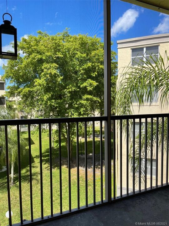 Recently Rented: $1,500 (1 beds, 1 baths, 810 Square Feet)