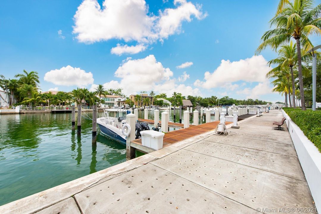 Boat slip included up to 40ft boat right at your door