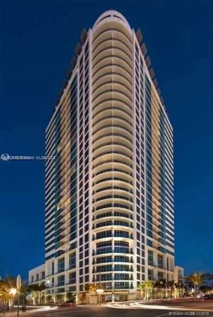Recently Sold: $400,000 (1 beds, 1 baths, 761 Square Feet)
