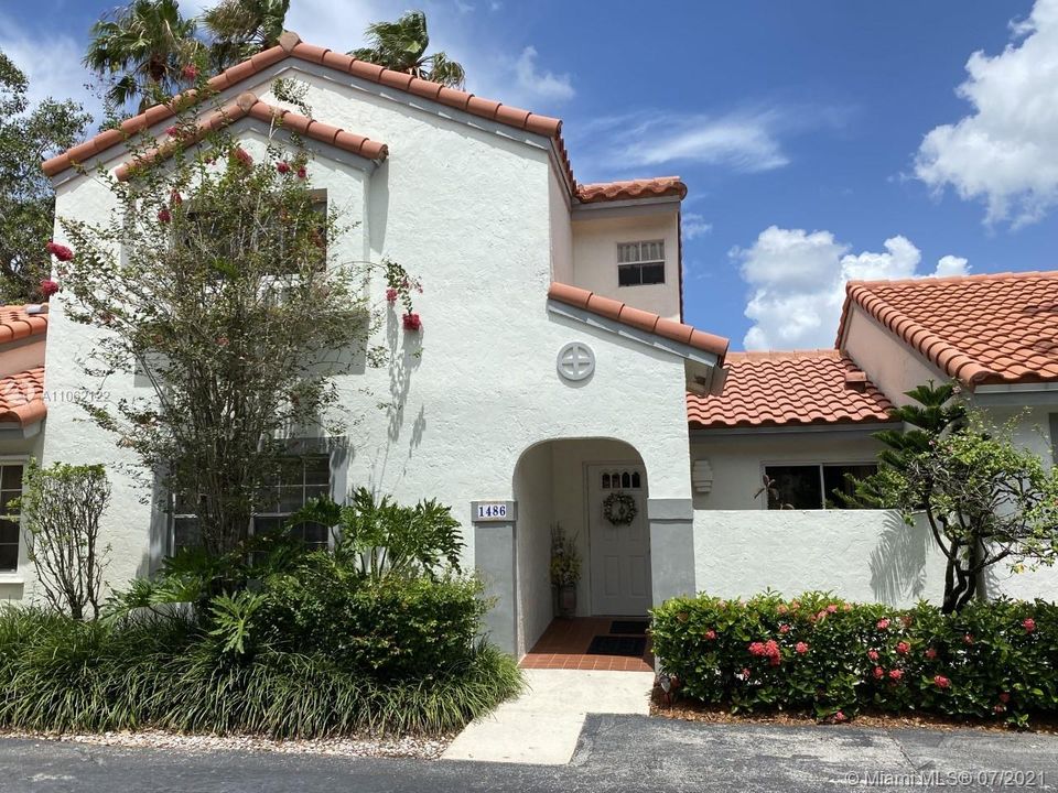 Recently Sold: $425,000 (3 beds, 3 baths, 0 Square Feet)