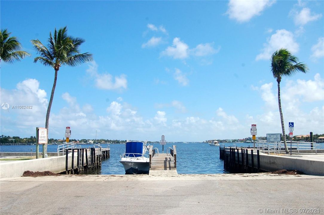 Public Boat Ramp, short distance from property