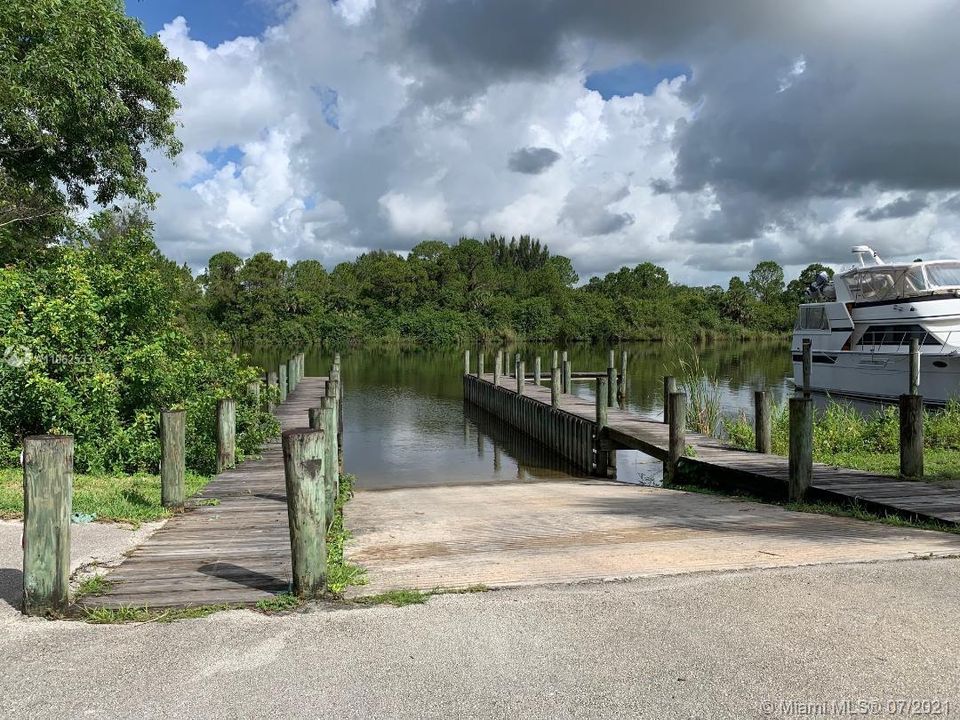 Community Boat Ramp