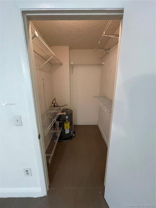 最近租的: $1,470 (1 贝兹, 1 浴室, 810 平方英尺)