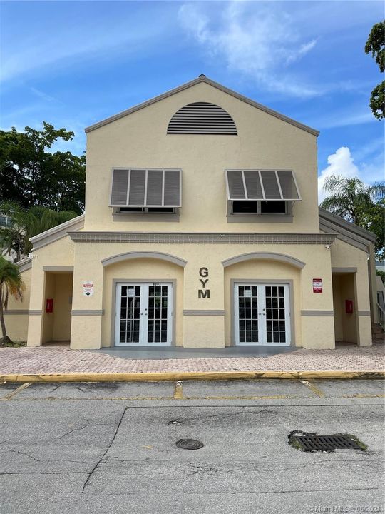 最近租的: $1,470 (1 贝兹, 1 浴室, 810 平方英尺)