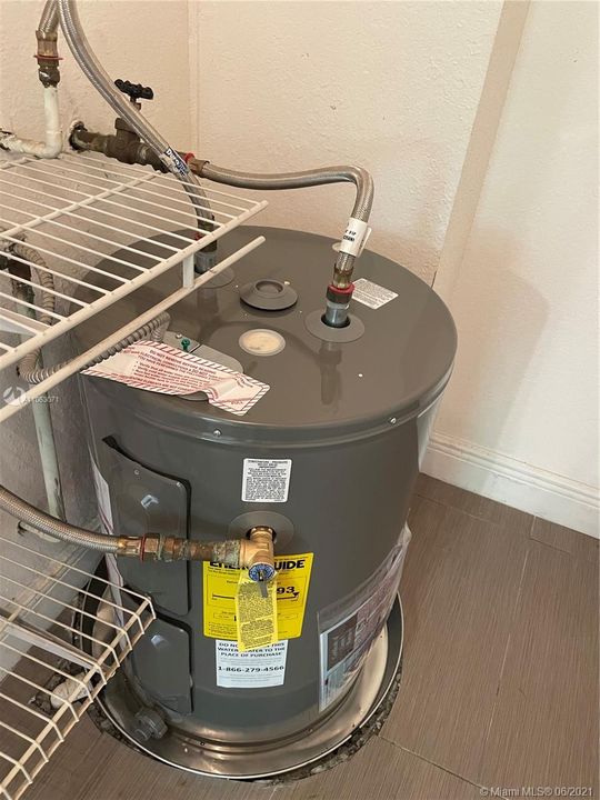 最近租的: $1,470 (1 贝兹, 1 浴室, 810 平方英尺)