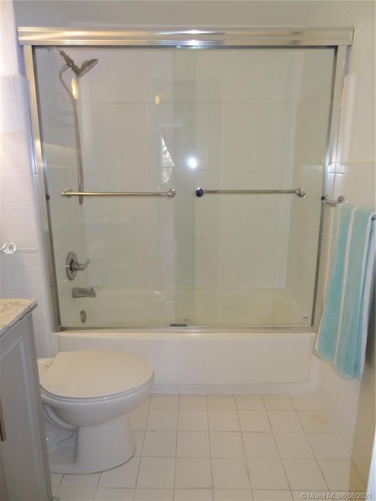最近租的: $3,800 (2 贝兹, 2 浴室, 1062 平方英尺)