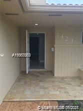 Recently Rented: $3,300 (3 beds, 2 baths, 1747 Square Feet)