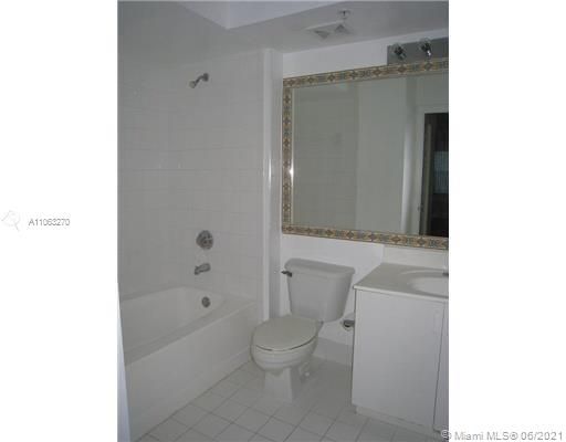 最近租的: $1,800 (2 贝兹, 2 浴室, 1091 平方英尺)