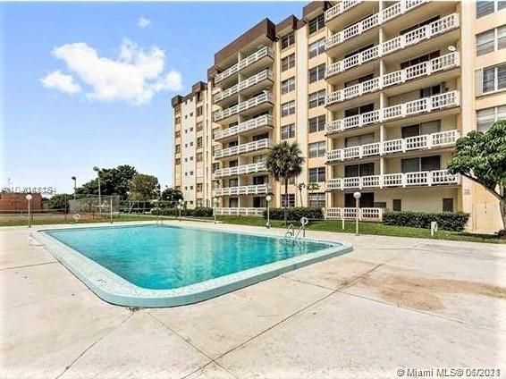 Recently Sold: $109,900 (1 beds, 1 baths, 840 Square Feet)