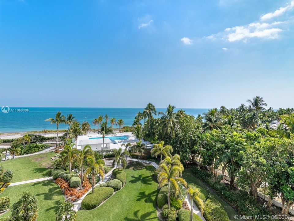 Recently Sold: $1,795,000 (3 beds, 3 baths, 1772 Square Feet)