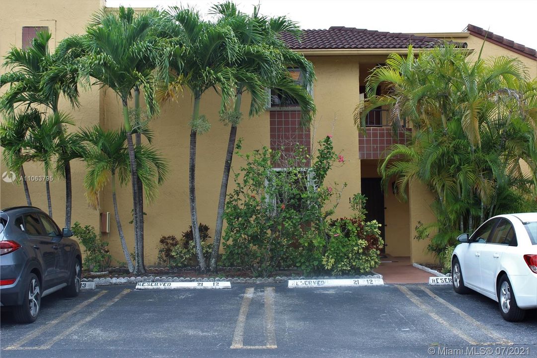 Recently Sold: $245,000 (2 beds, 2 baths, 1180 Square Feet)