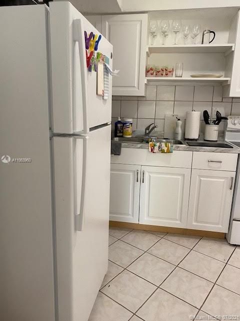 Недавно продано: $115,900 (1 спален, 1 ванн, 590 Квадратных фут)