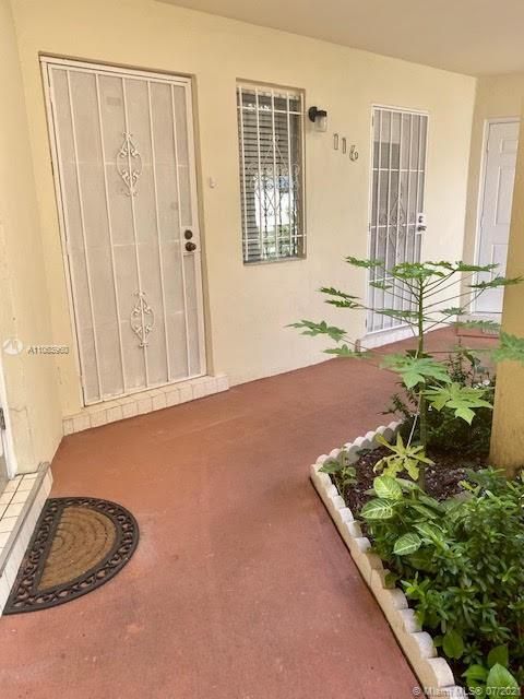 Недавно продано: $115,900 (1 спален, 1 ванн, 590 Квадратных фут)