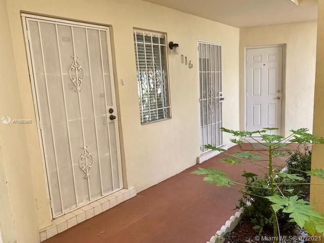 Недавно продано: $115,900 (1 спален, 1 ванн, 590 Квадратных фут)