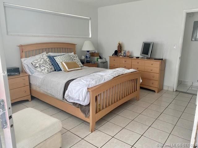 Недавно продано: $115,900 (1 спален, 1 ванн, 590 Квадратных фут)