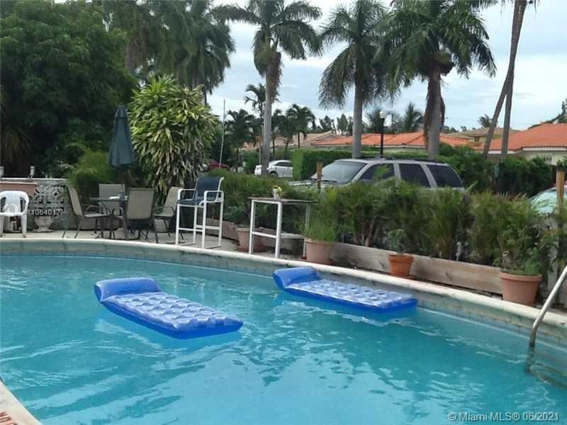 Recently Rented: $1,625 (2 beds, 1 baths, 3423 Square Feet)