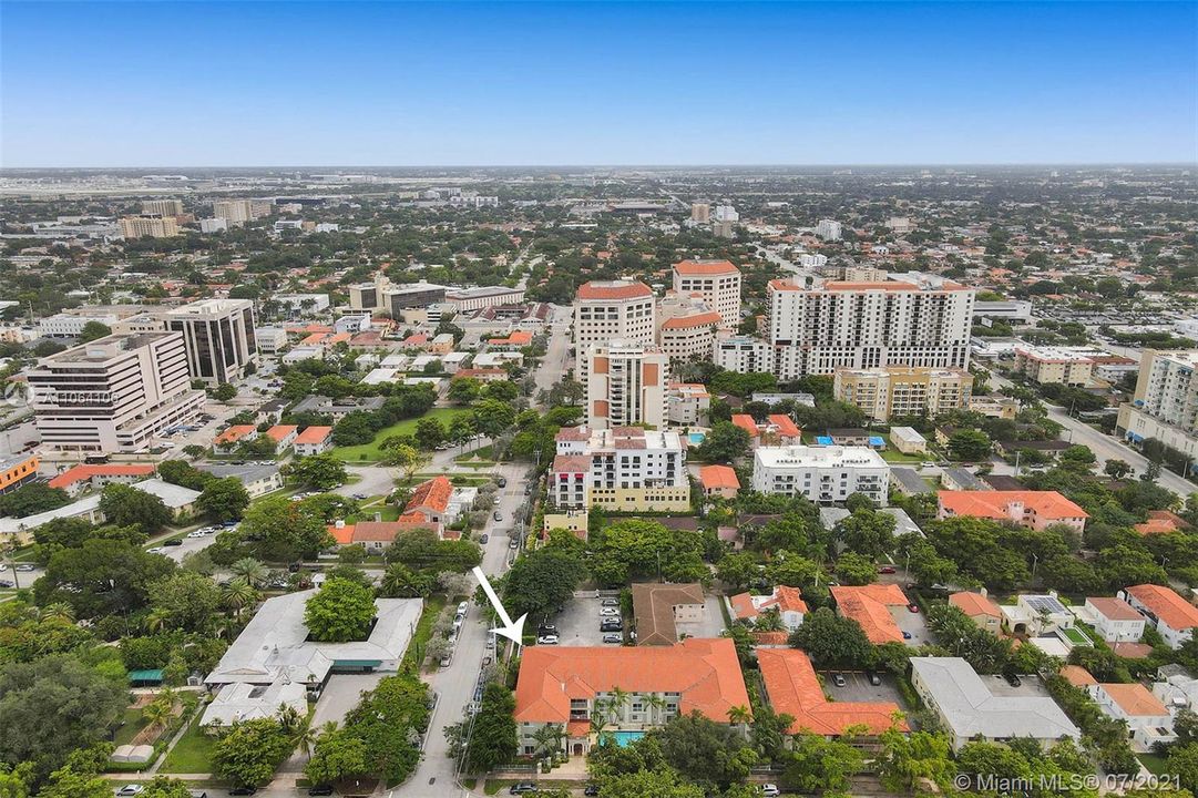 Recently Sold: $220,000 (1 beds, 1 baths, 580 Square Feet)