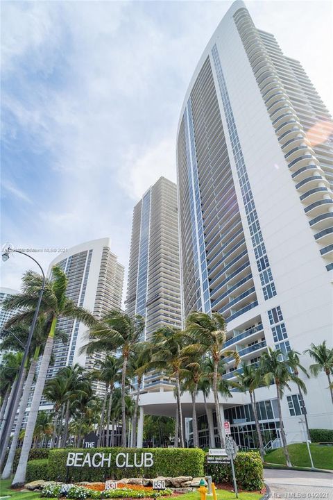 Recently Sold: $1,849,000 (2 beds, 3 baths, 2065 Square Feet)