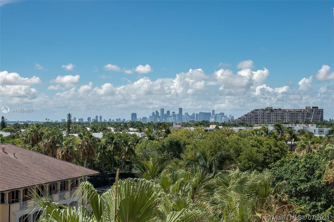 785 Crandon Blvd Unit 505 - West Facing Terrace - Views of Biscayne Bay, Miami Skyline, and Sunsets