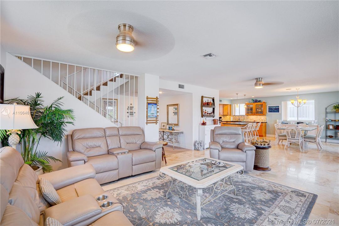 Recently Sold: $1,699,000 (4 beds, 2 baths, 0 Square Feet)