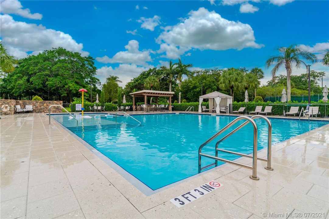 Recently Sold: $1,099,000 (4 beds, 2 baths, 3161 Square Feet)