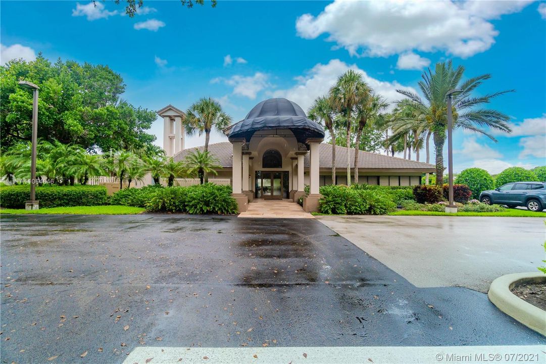 Recently Sold: $1,099,000 (4 beds, 2 baths, 3161 Square Feet)