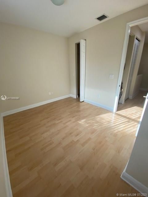 3RD BEDROOM. DIFFERENT VIEW.