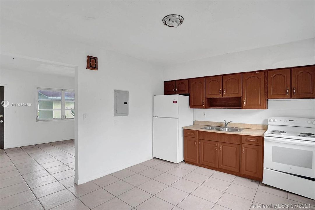 最近售出: $399,900 (0 贝兹, 0 浴室, 1950 平方英尺)