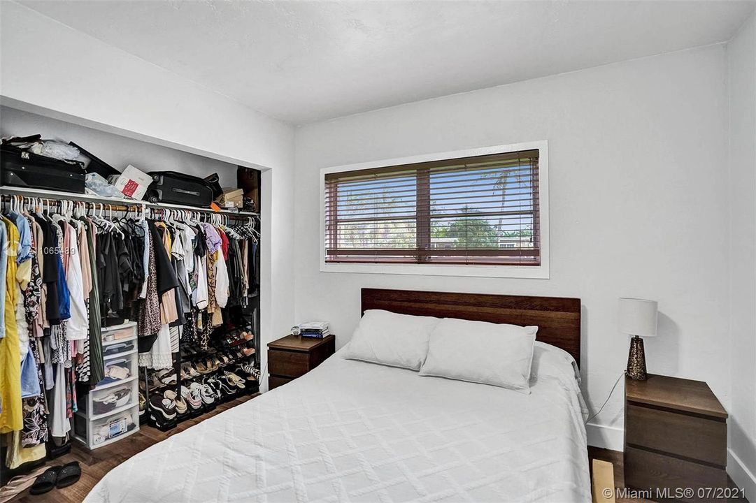 最近售出: $399,900 (0 贝兹, 0 浴室, 1950 平方英尺)