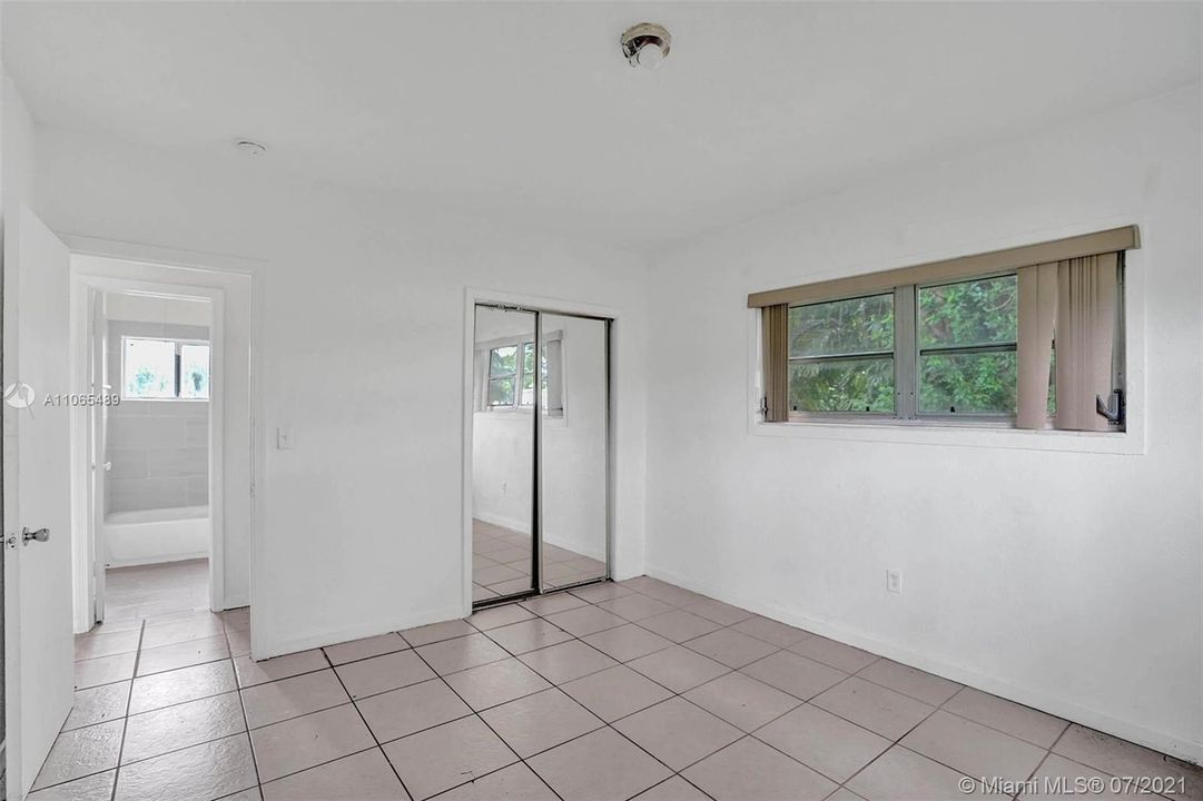 最近售出: $399,900 (0 贝兹, 0 浴室, 1950 平方英尺)