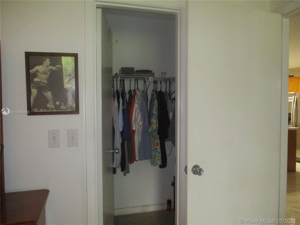 Walk-in closed master room