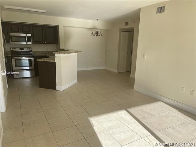 Recently Sold: $169,000 (2 beds, 2 baths, 1060 Square Feet)