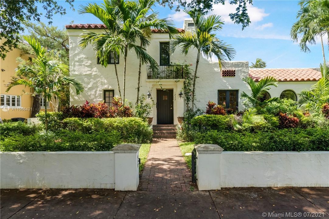 Great curb appeal for this beautiful old Spanish home!