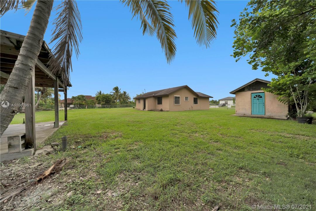 Vendido Recientemente: $280,000 (3 camas, 2 baños, 1249 Pies cuadrados)