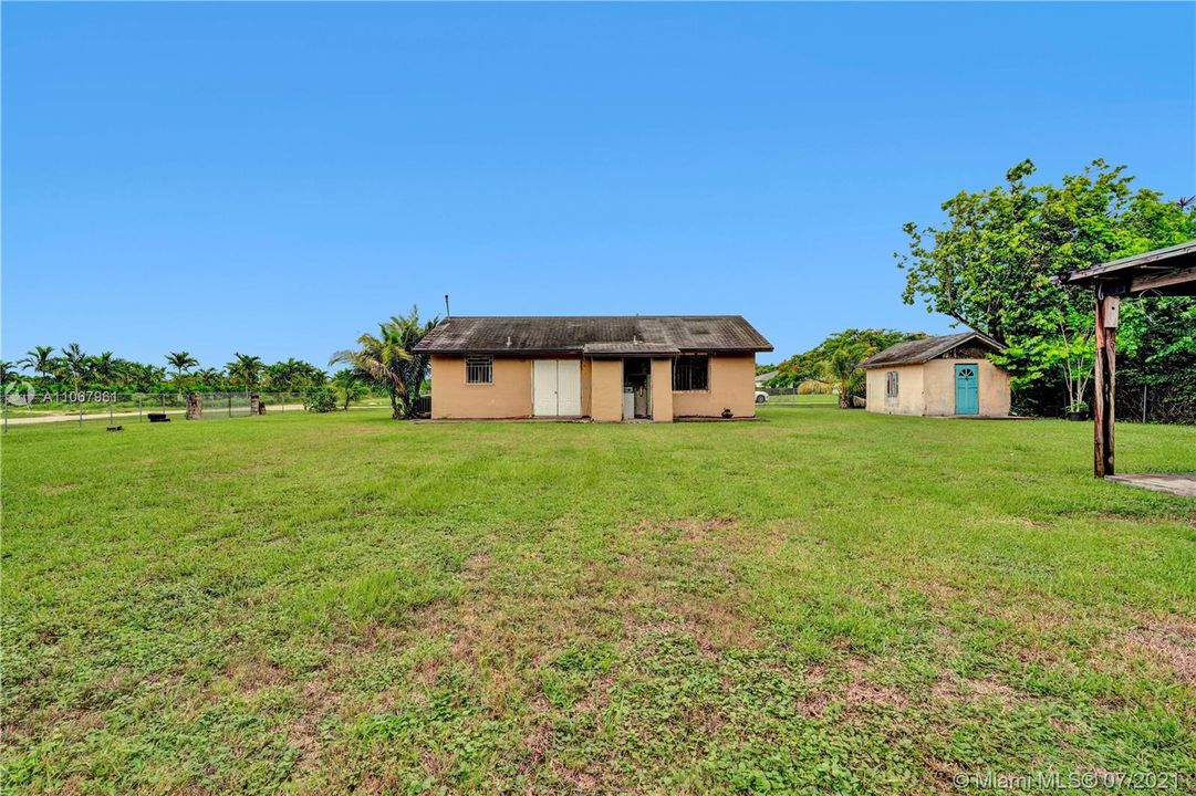 Vendido Recientemente: $280,000 (3 camas, 2 baños, 1249 Pies cuadrados)