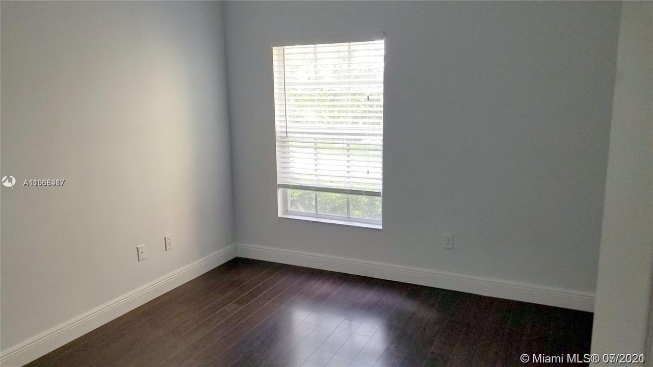 Recently Rented: $1,600 (2 beds, 2 baths, 1051 Square Feet)