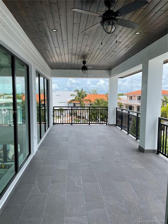 Recently Sold: $2,550,000 (5 beds, 4 baths, 0 Square Feet)